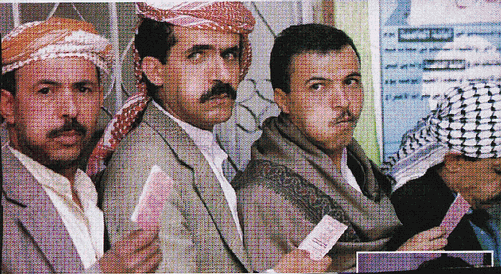 أدخل لهذه الصورة واكتب أحسن تعليق عندك !! .